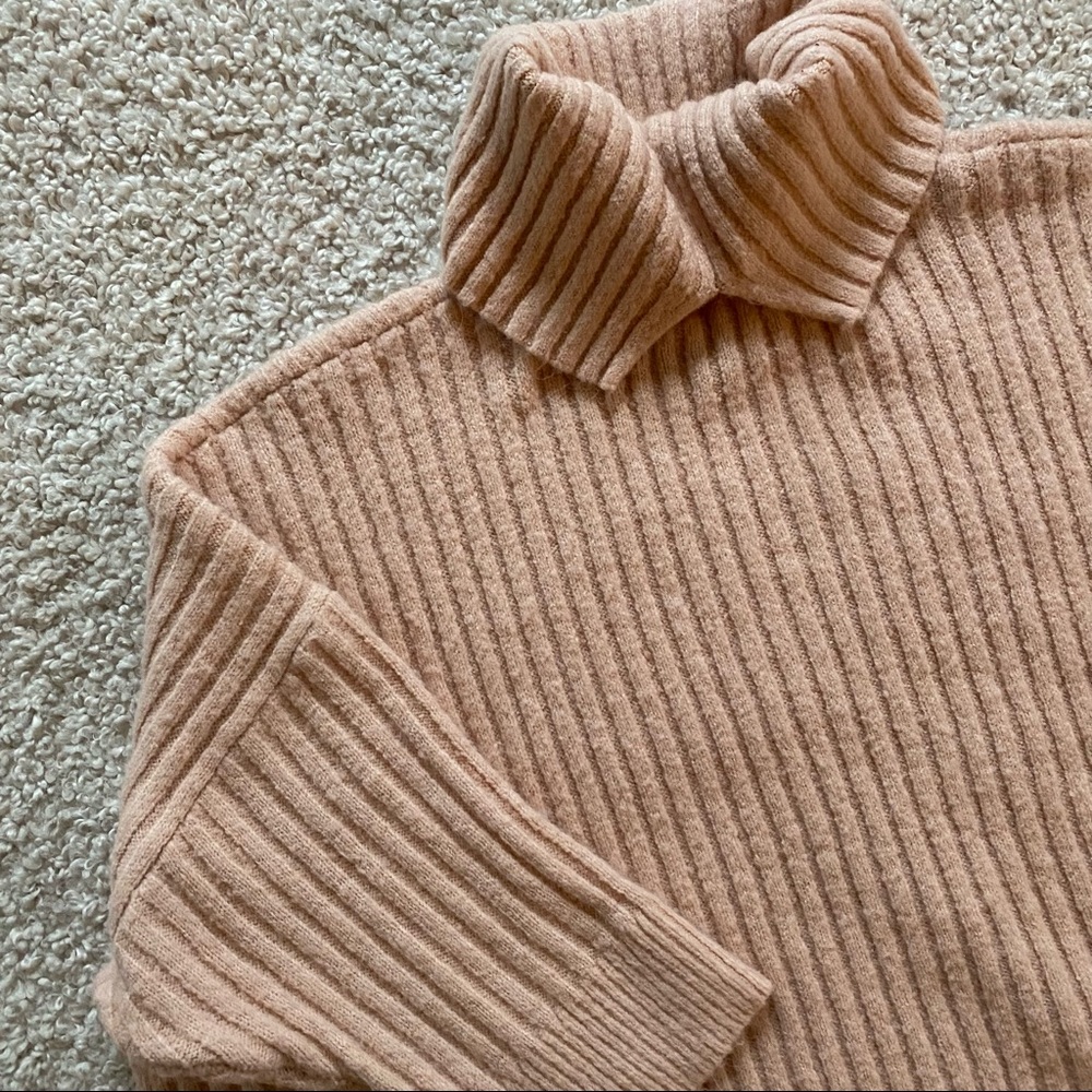 Warm Blush Pink Slightly Cropped Oversized Sweater